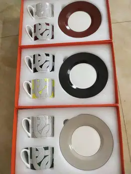 Европейската чашата за кафе в луксозна чаша и комплект кухненска посуда домакински чаша и чиния дневен подарък празничен подарък чаша от костен порцелан