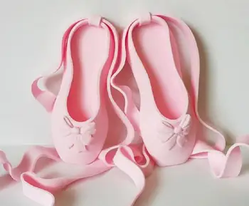 Инструмент За торта 5-инчов 3D балет обувки пластмасов нож плесен, Мухъл инструменти фондан Торта Печене Черешката на Лед