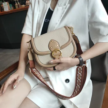 Чанти 2022 нова мода нишевая дизайнерска чанта от телешка кожа, благородна текстурная универсална чанта-месинджър с едно рамо, дамски