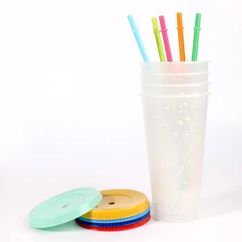 Прозрачна пластмасова чаша за промяна на цвета на 1/5 от 700 мл множество чаша за студена напитка с капак и соломинкой, сватбен подарък от соломинкой