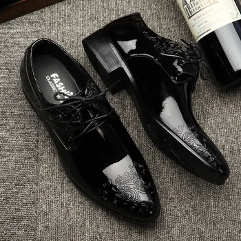 Луксозни Мъжки Кожени Обувки, Италиански Обувки-Oxfords за Мъже, Дизайнерски Модела обувки от Лачена Кожа с Дърворезба, Булчински Обувки с остър пръсти